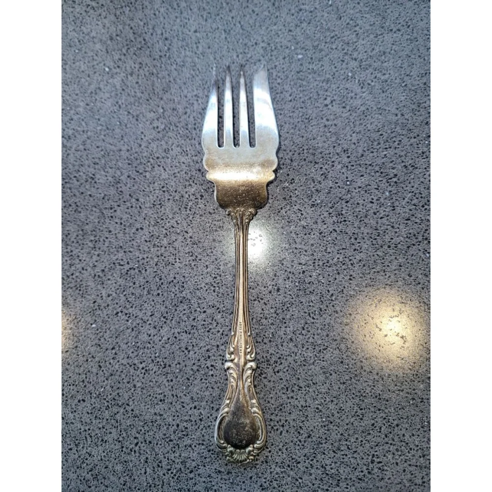 1835 R Wallace Cold Meat Serving Fork Silverplate Vintage Flatware 8.5”